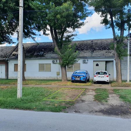 Citadela Ξενοδοχείο Σόμπορ Εξωτερικό φωτογραφία