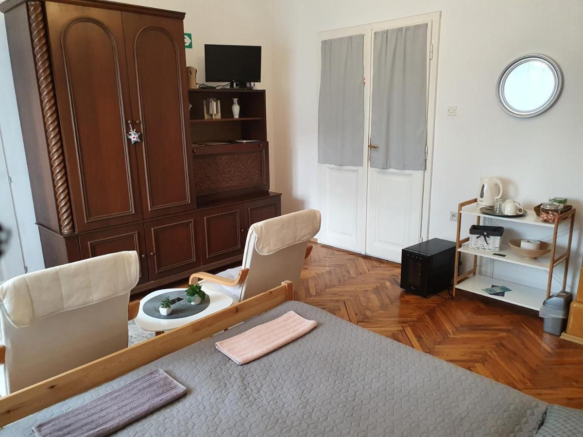 Citadela Ξενοδοχείο Σόμπορ Εξωτερικό φωτογραφία